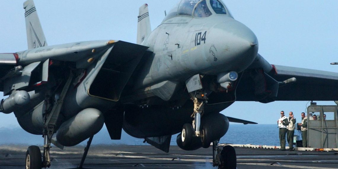 F-14: Όταν τα Tomcat των ΗΠΑ διέλυσαν στον αέρα τα μαχητικά Su-22 και MiG-23 του Καντάφι