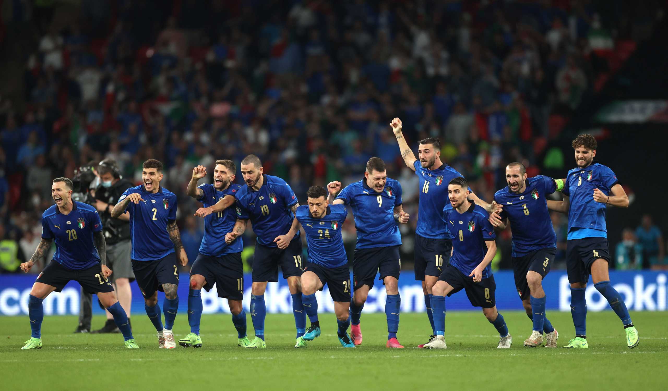 Soccer Football - Euro 2020 - Final - Italy v England - Wembley Stadium, London, Britain - July 11, 2021  Italy players celebrate during a penalty shootout Pool via REUTERS