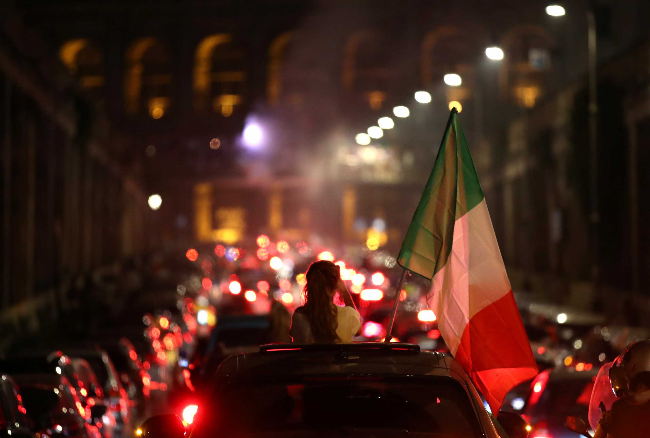 Soccer Football - Euro 2020 - Final - Fans gather for Italy v England - Rome, Italy - July 11, 2021 Italy fans celebrate after winning the Euro 2020 REUTERS