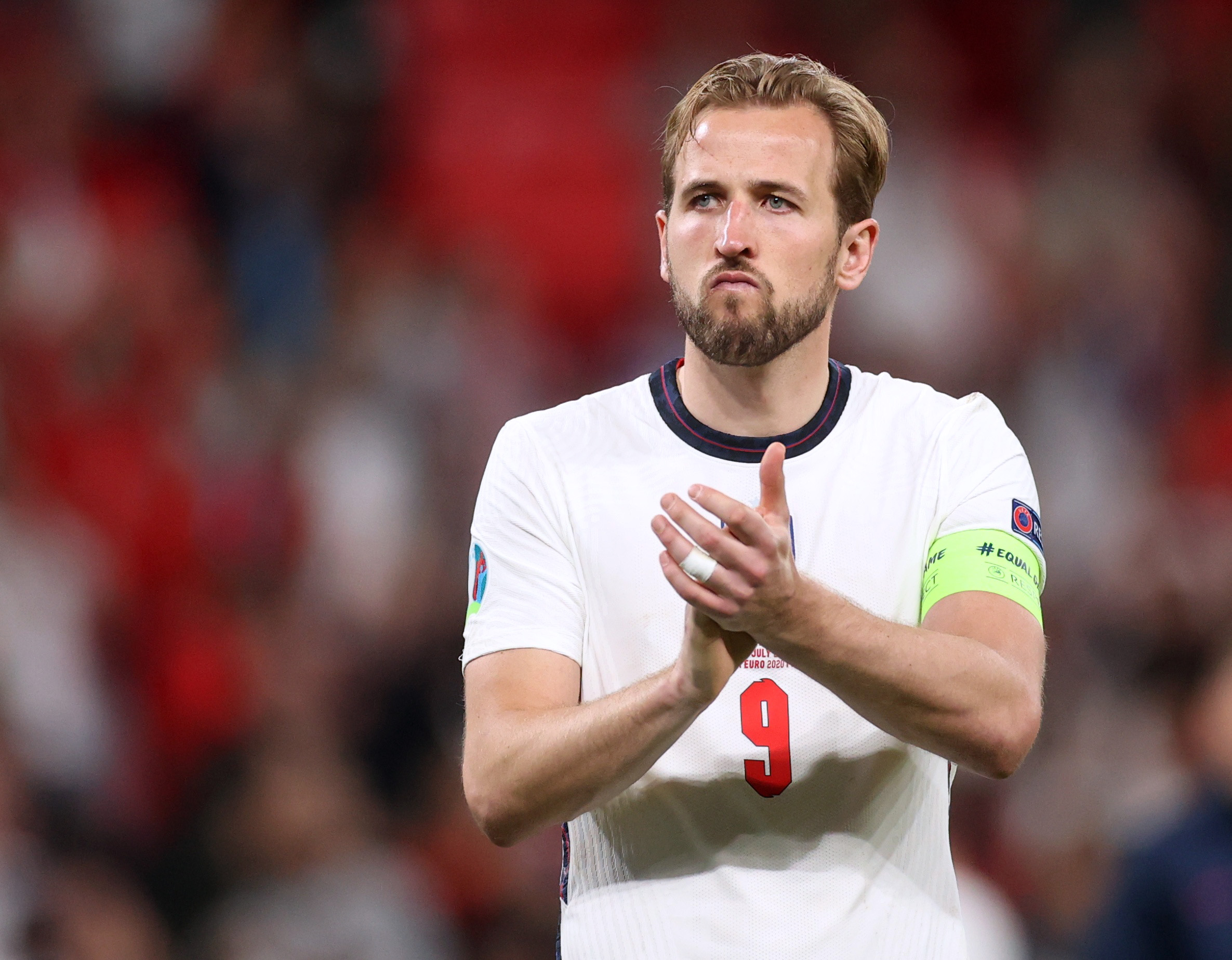 Soccer Football - Euro 2020 - Final - Italy v England - Wembley Stadium, London, Britain - July 11, 2021  England's Harry Kane applauds fans after the match Pool via REUTERS