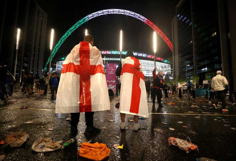 Euro 2020: Επίθεση Άγγλων οπαδών σε Ιταλούς μετά τον τελικό – Επεισόδια και συλλήψεις