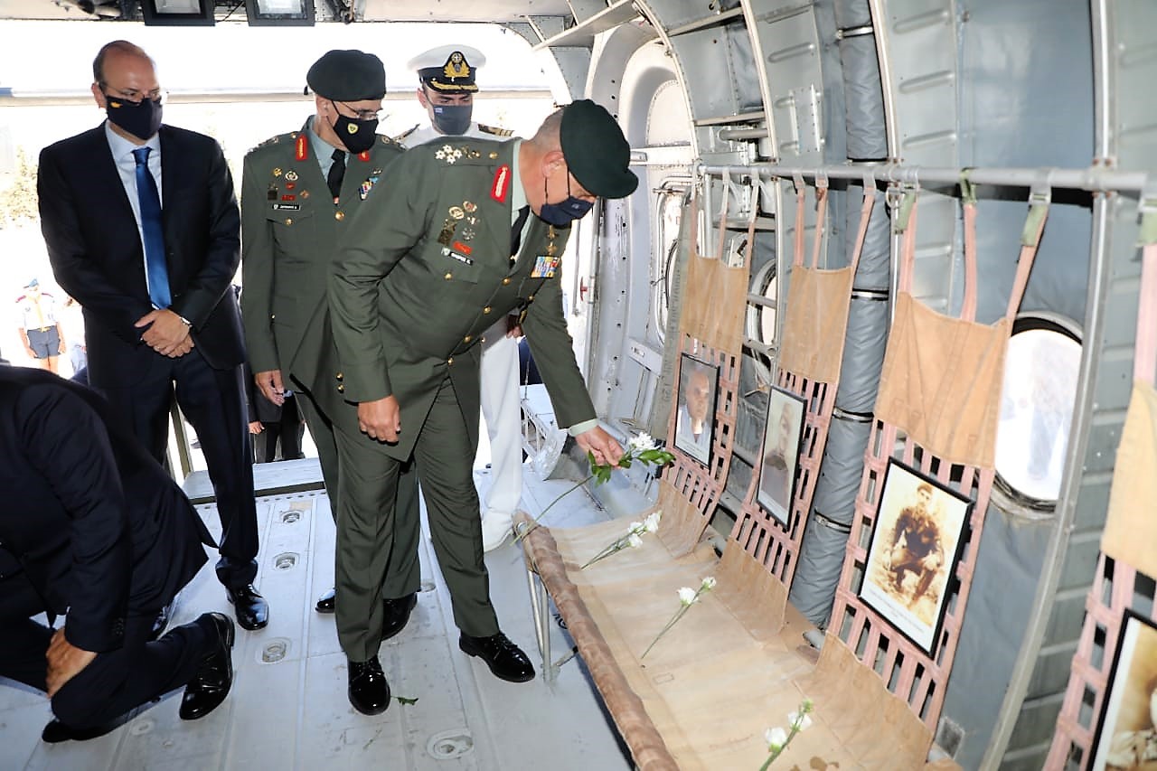 «Συμβολικός» ο Α/ΓΕΕΘΑ Φλώρος: «Η μνήμη δεν ξεθωριάζει… τοις κείνων ρήμασι πειθόμενοι»