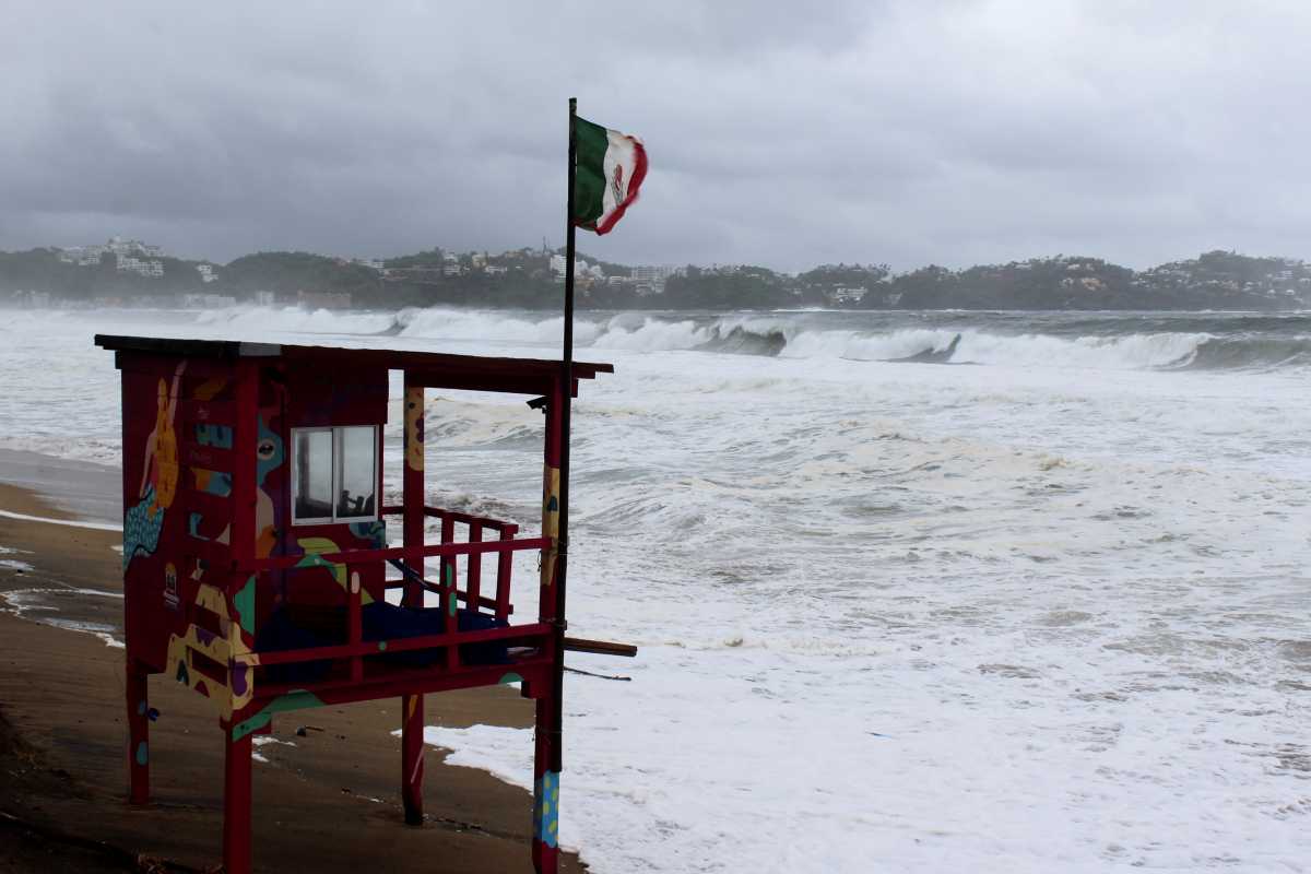 Καραϊβική: Κυκλώνας απειλεί τα νησιά – Πρόβλεψη για ριπές ανέμου με ταχύτητα 140 χιλιομέτρων