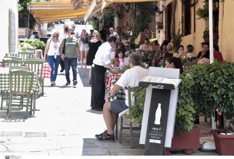 Ανεμβολίαστοι εργαζόμενοι: Ποιοι πρέπει να κάνουν δύο rapid test την εβδομάδα