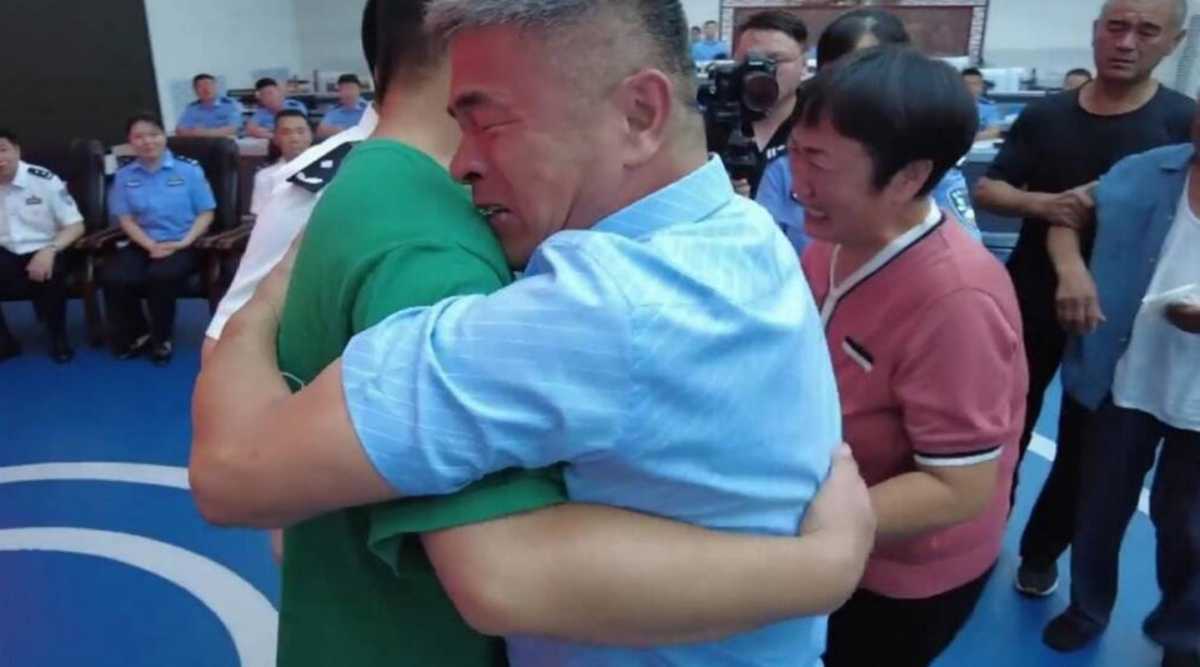 Κίνα: Βρήκε τον απαχθέντα γιο του μετά από 24 χρόνια