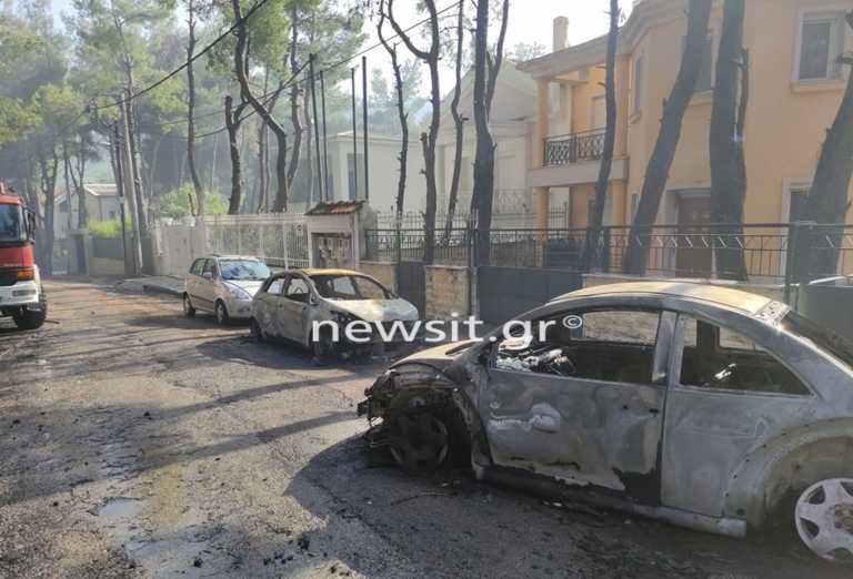 Φωτιά σε Σταμάτα – Διόνυσο: Το newsit.gr στο μέτωπο της πυρκαγιάς