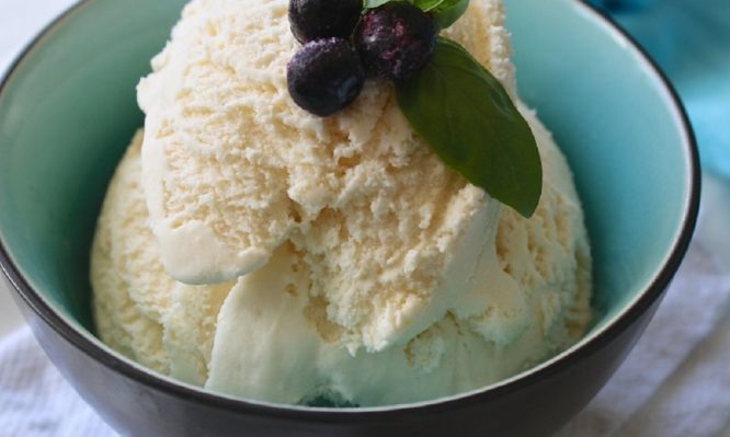Μοναστηριακή συνταγή για τέλειο παγωτό με ελάχιστες θερμίδες