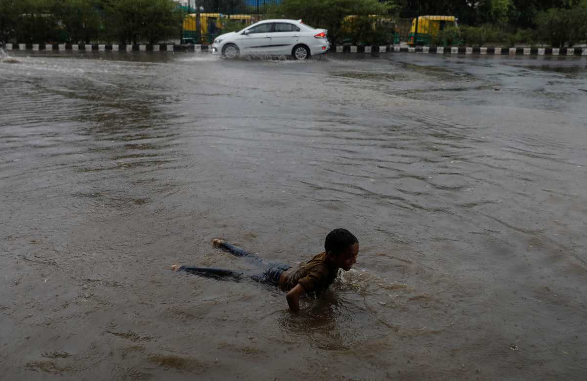 Ινδία: Επιπλέον 11 νεκροί από τις καταρρακτώδεις βροχές