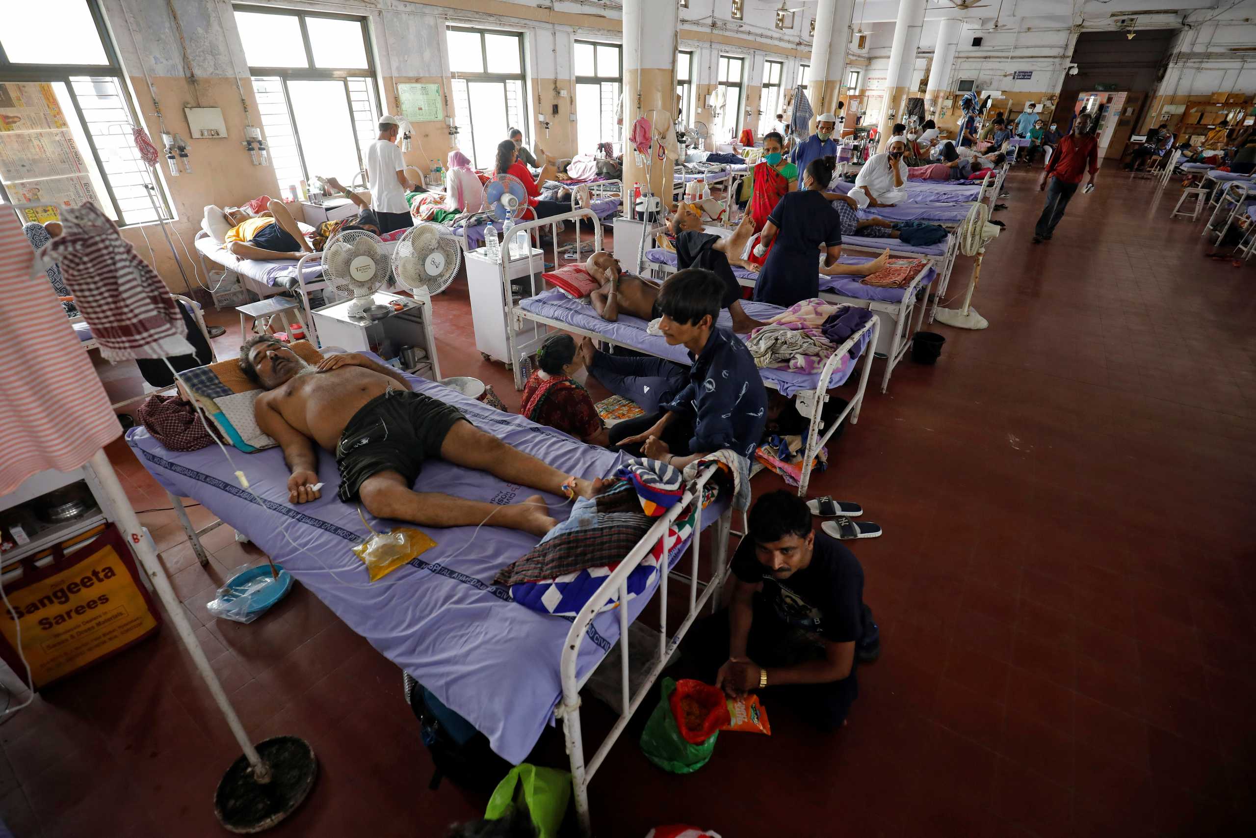 Patients suffering from Mucormycosis, also known as black fungus, are seen inside a hospital ward in Ahmedabad, India, June 25, 2021. Picture taken June 25, 2021. REUTERS