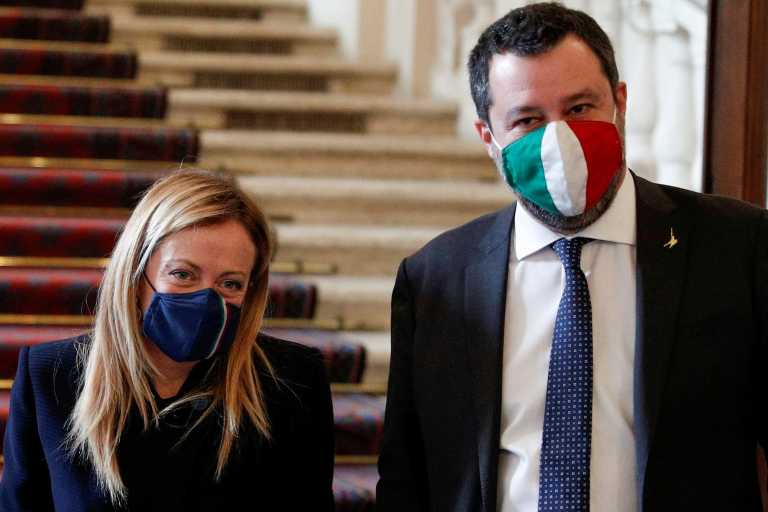 Ιταλία: Δημοσκοπική «πρωτιά» για το ακροδεξιό κόμμα «Αδέλφια της Ιταλίας» – Ακολουθεί η «Λέγκα»