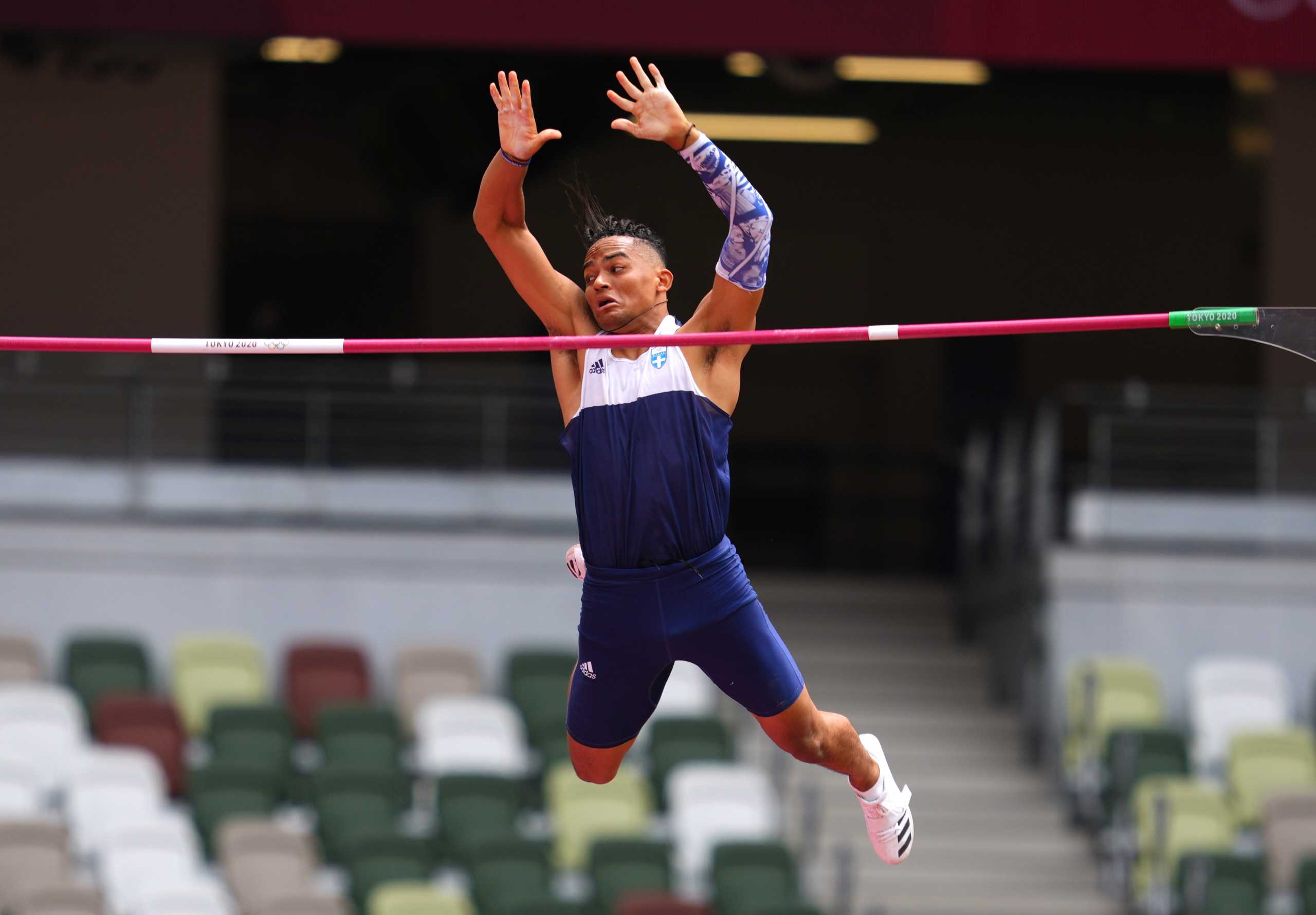 Tokyo 2020 Olympics - Athletics - Men's Pole Vault - Qualification - OLS - Olympic Stadium, Tokyo, Japan - July 31, 2021. Emmanouil Karalis of Greece in action REUTERS