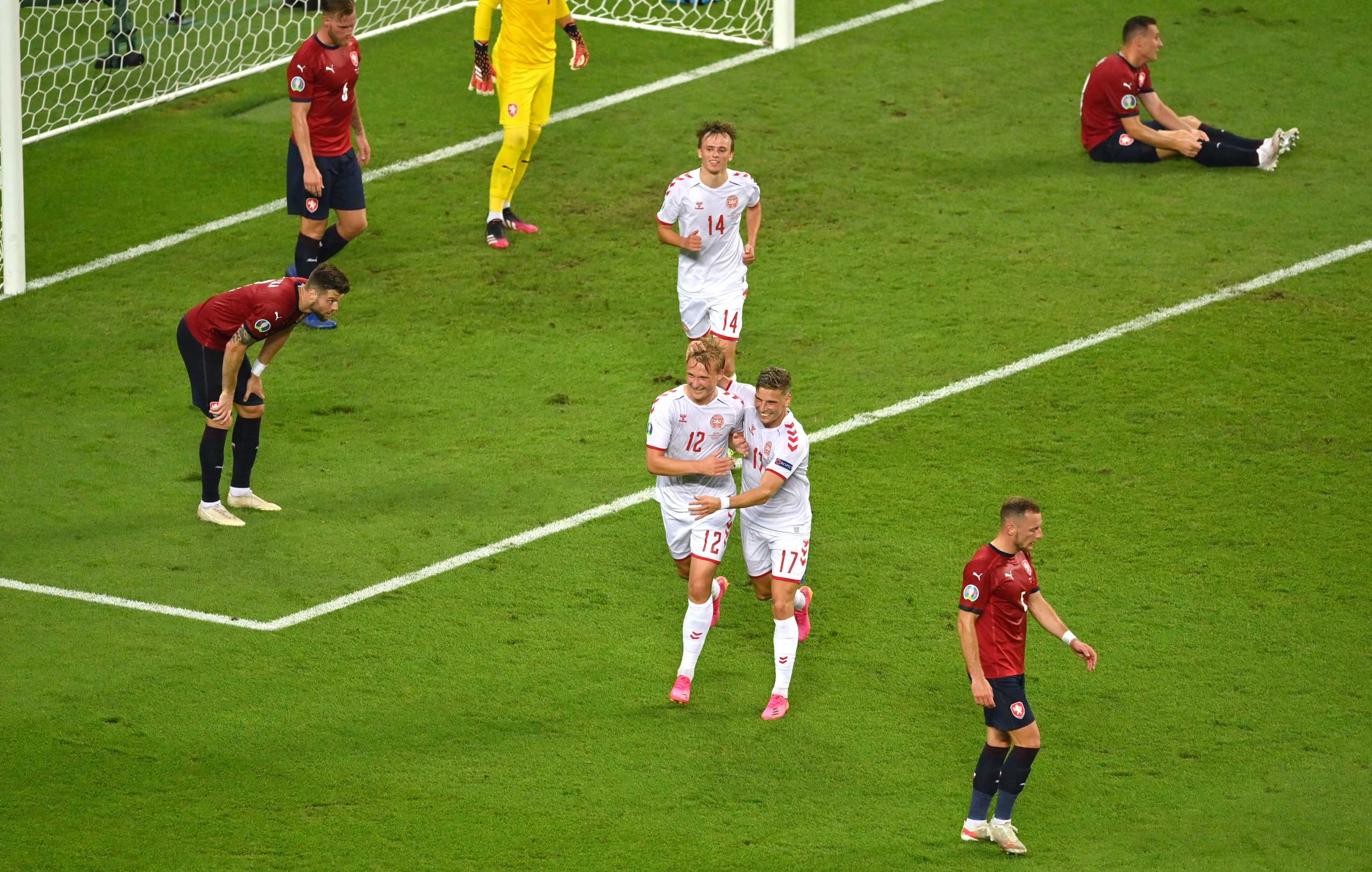 Euro 2020: Η μαγική ασίστ του Μέλε έφερε τη Δανία μια «ανάσα» από τα ημιτελικά