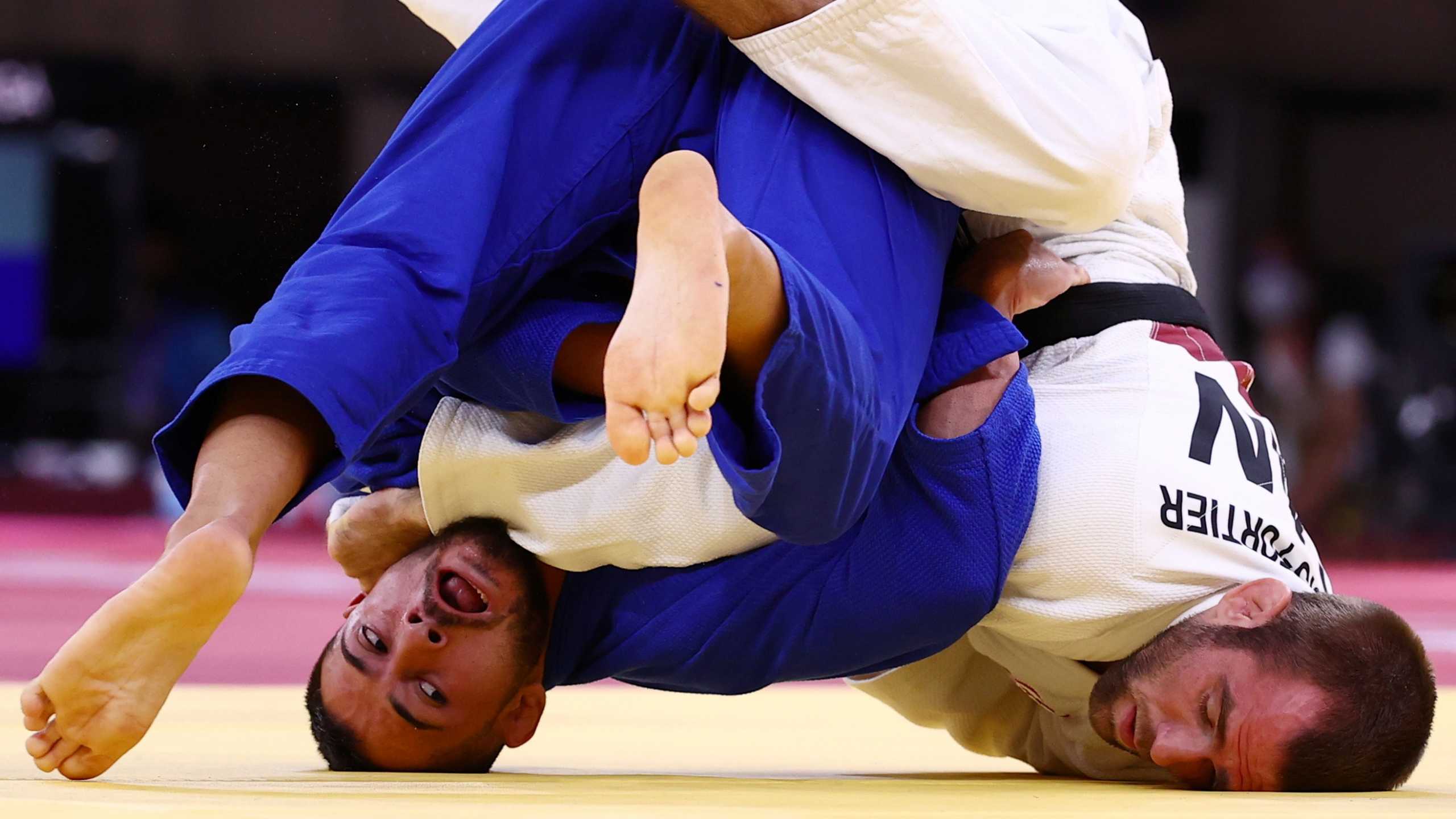 Tokyo 2020 Olympics - Judo - Men's 81kg - Last 32 - Nippon Budokan - Tokyo, Japan - July 27, 2021. Alexios Ntanatsidis of Greece in action against Antoine Valois-Fortier of Canada REUTERS