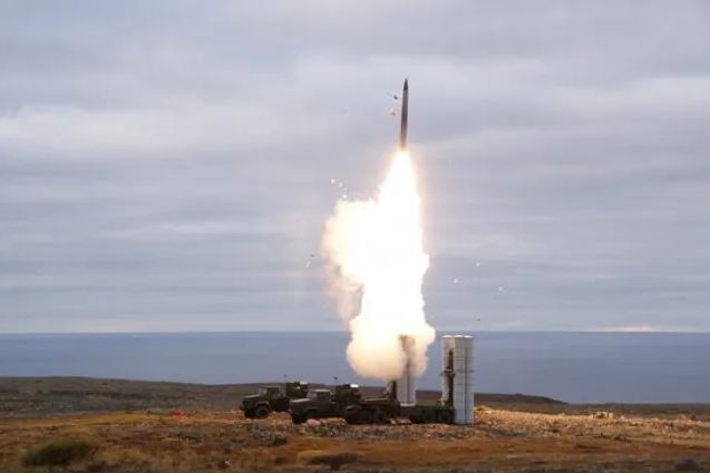 S-500: «Τέλος» οι δοκιμές των πυραύλων – Ο «Προμηθέας» του Πούτιν τίθεται σε λειτουργία