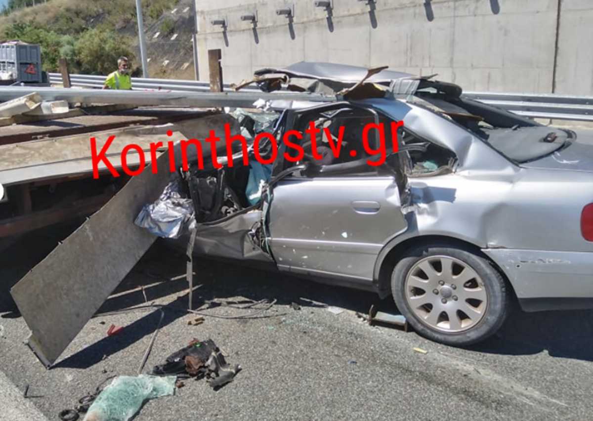 Εθνική Οδός: Διαλύθηκε το αυτοκίνητο που «καρφώθηκε» σε φορτηγό στην Κορίνθου – Πατρών
