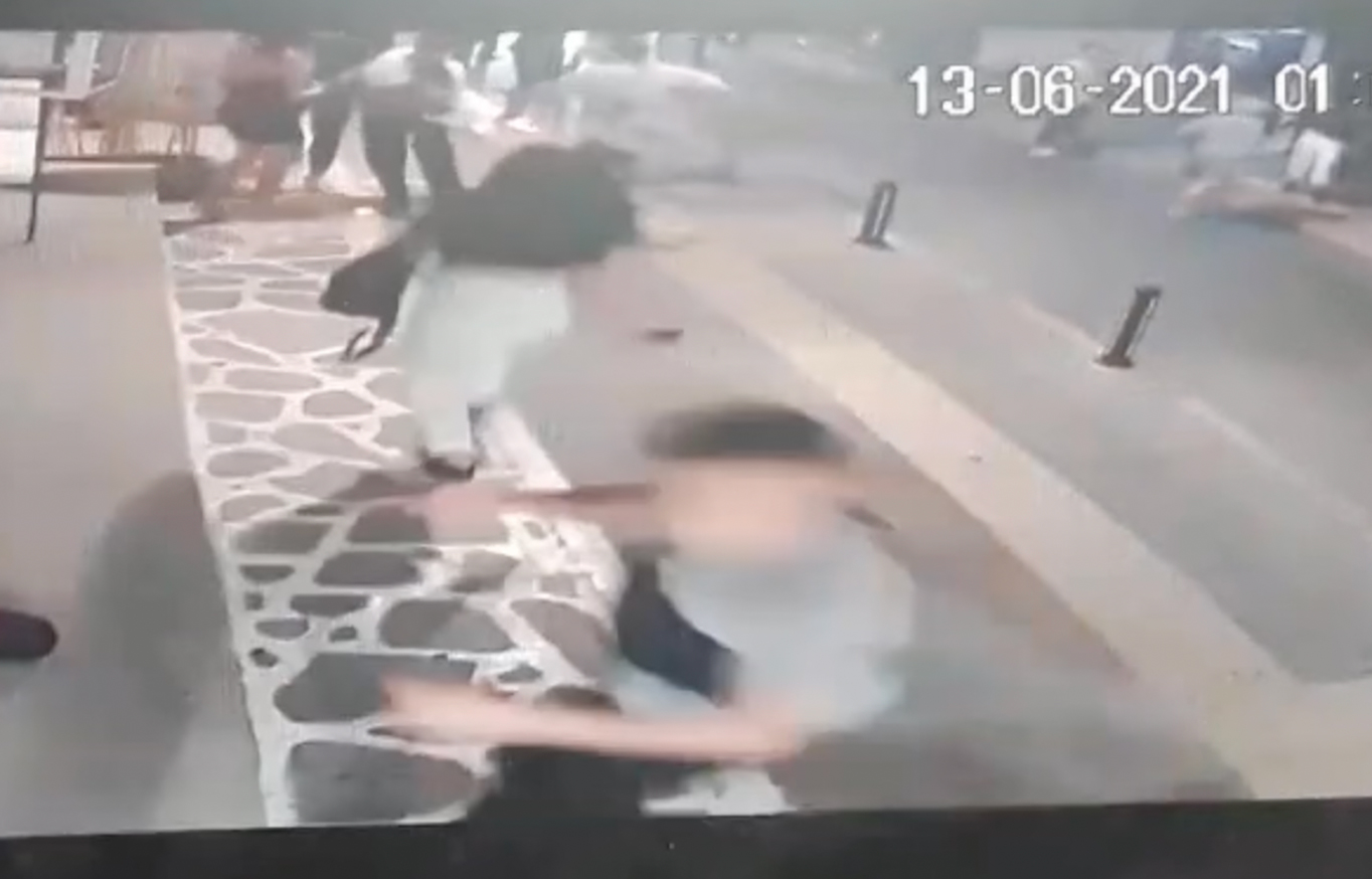 Bίντεο σοκ από τη Χαλκιδική: Πυροβολισμοί και τραυματίες έξω από μπαρ