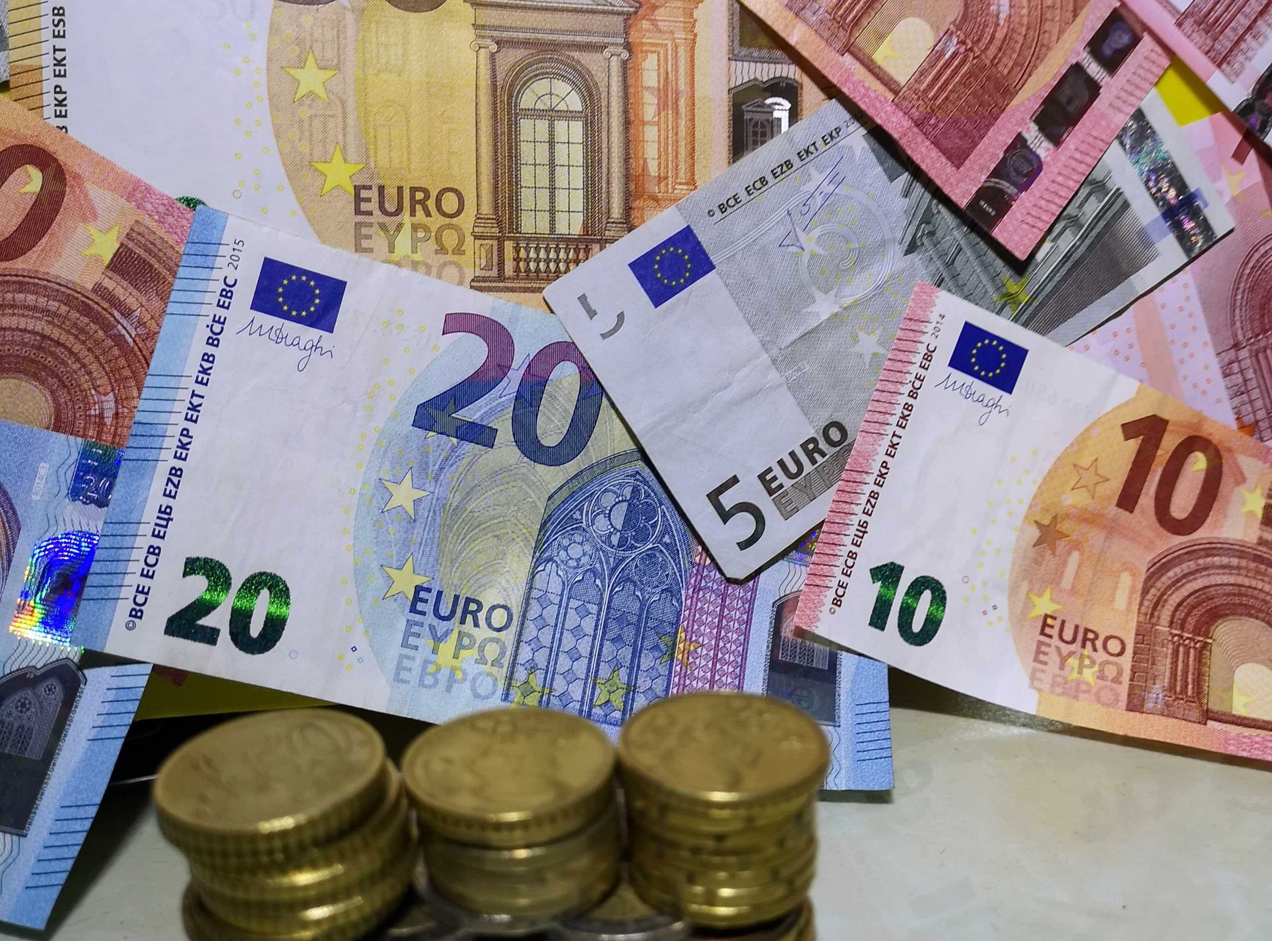 Πληρωμές αναδρομικών: Οι δικαιούχοι και τα ποσά που θα λάβουν