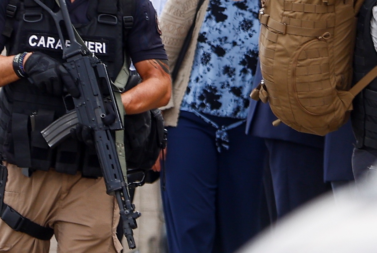 Κορονοϊός – Ιταλία: Δημοσιογράφος της εφημερίδας La Repubblica δέχθηκε επίθεση από αντιεμβολιαστή