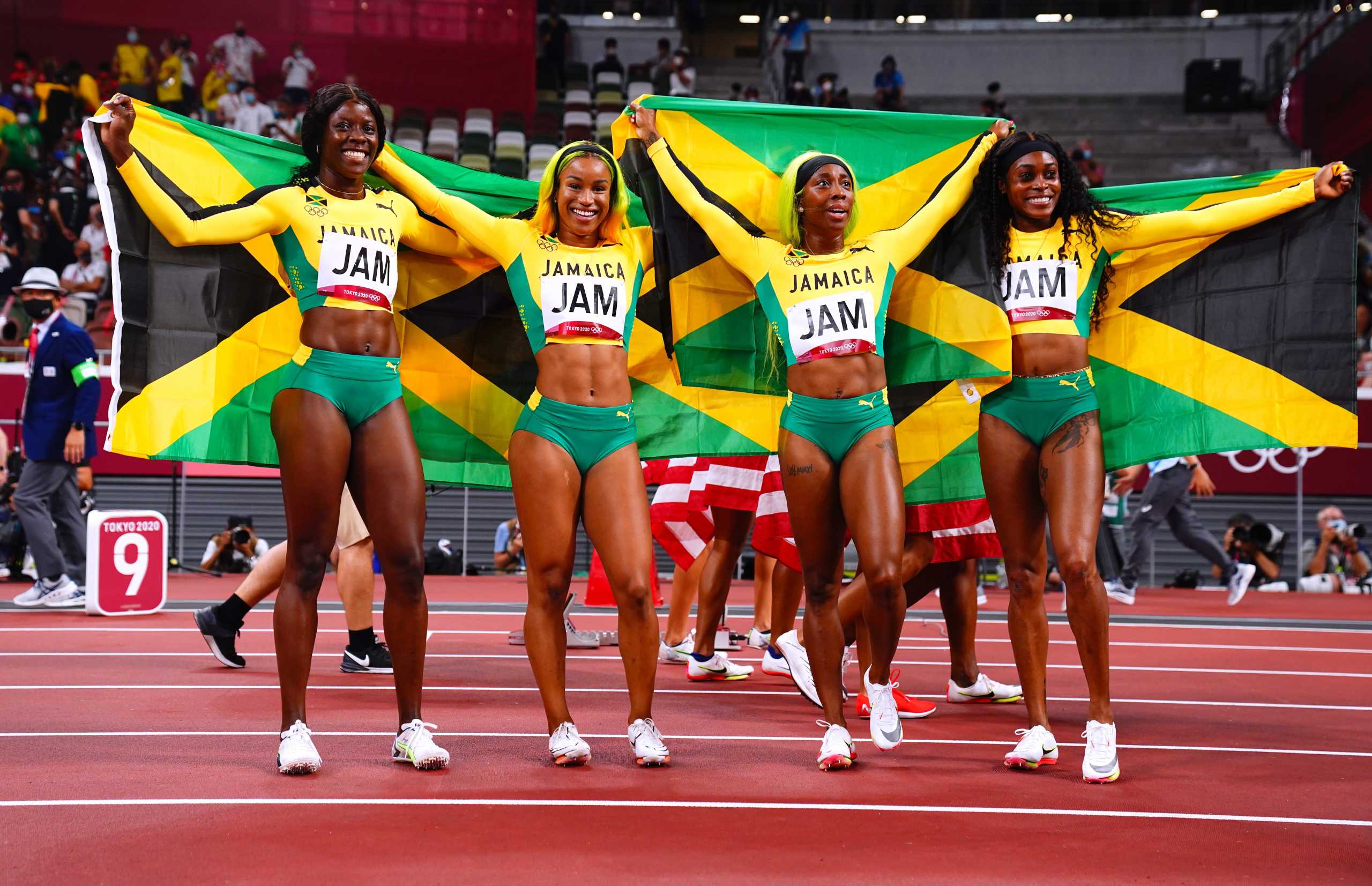 Tokyo 2020 Olympics - Athletics - Women's 4 x 100m Relay - Final - Olympic Stadium, Tokyo, Japan - August 6, 2021. Briana Williams of Jamaica, Elaine Thompson-Herah of Jamaica, Shelly-Ann Fraser-Pryce of Jamaica and Shericka Jackson of Jamaica celebrate after winning gold REUTERS