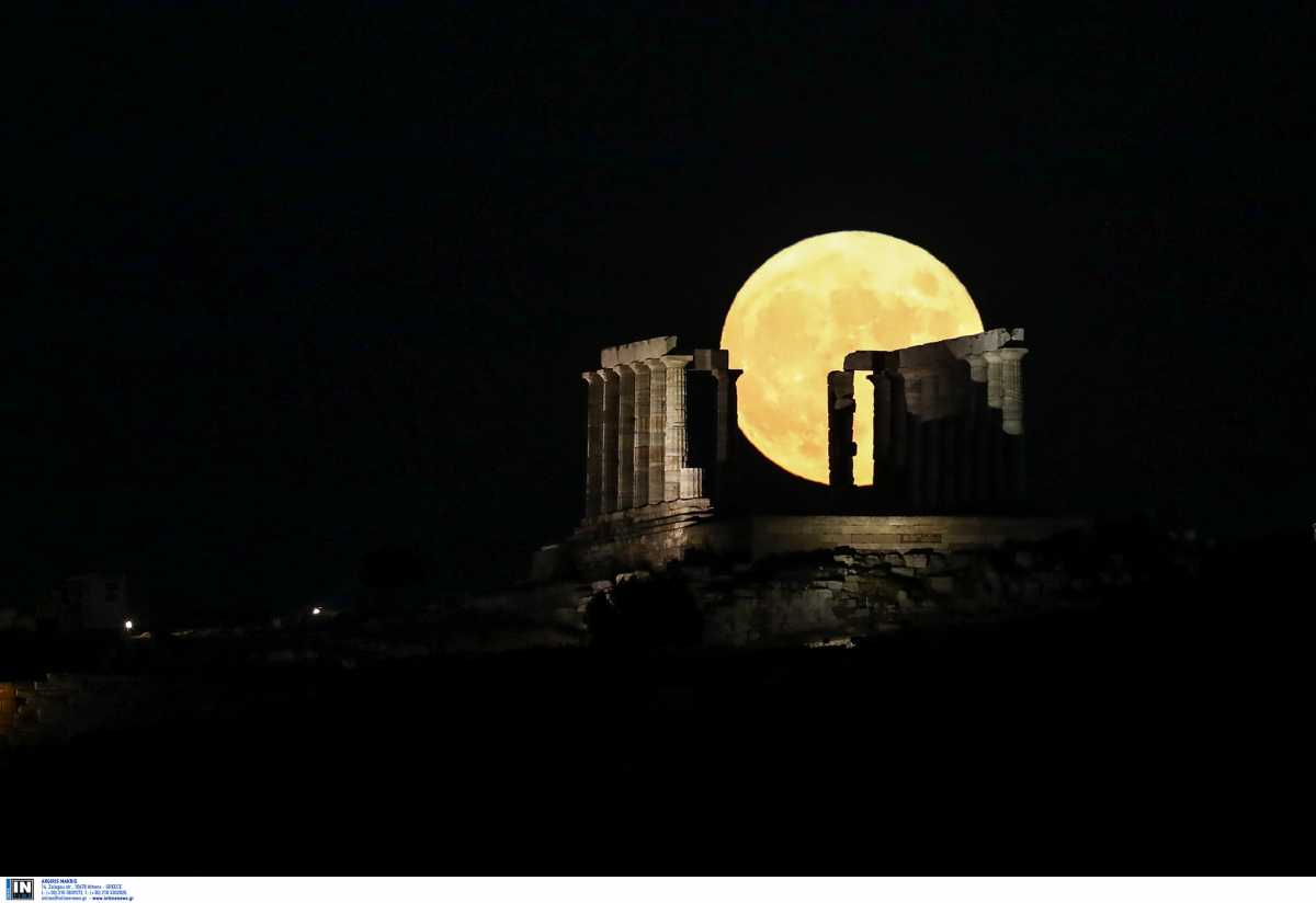 Πανσέληνος Αυγούστου: Μια μεγάλη οπτική απάτη – Η έξαρση της «τρέλας» και οι μύθοι της Σελήνης