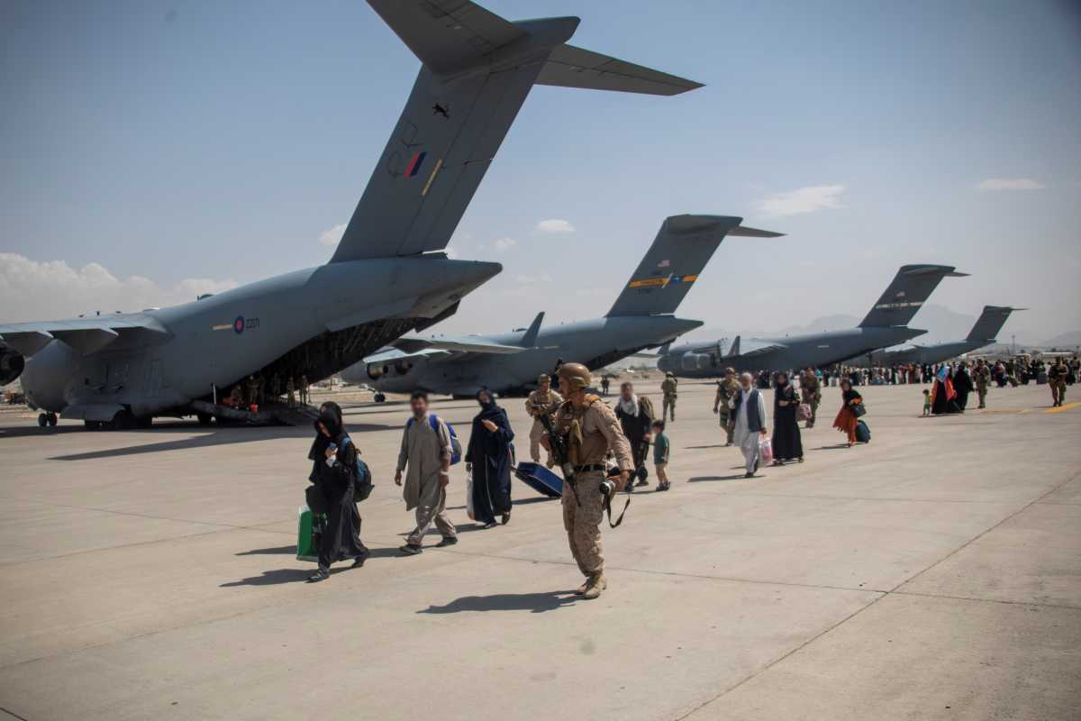 Αφγανιστάν: Άνοιξε και πάλι το αεροδρόμιο της Καμπούλ – Οι πρώτες πτήσεις