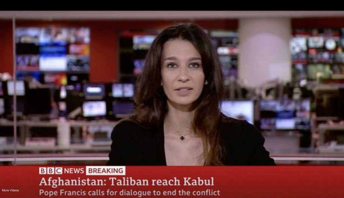 «Πάγωσε» στον αέρα η δημοσιογράφος του BBC: Της τηλεφώνησαν οι Ταλιμπάν