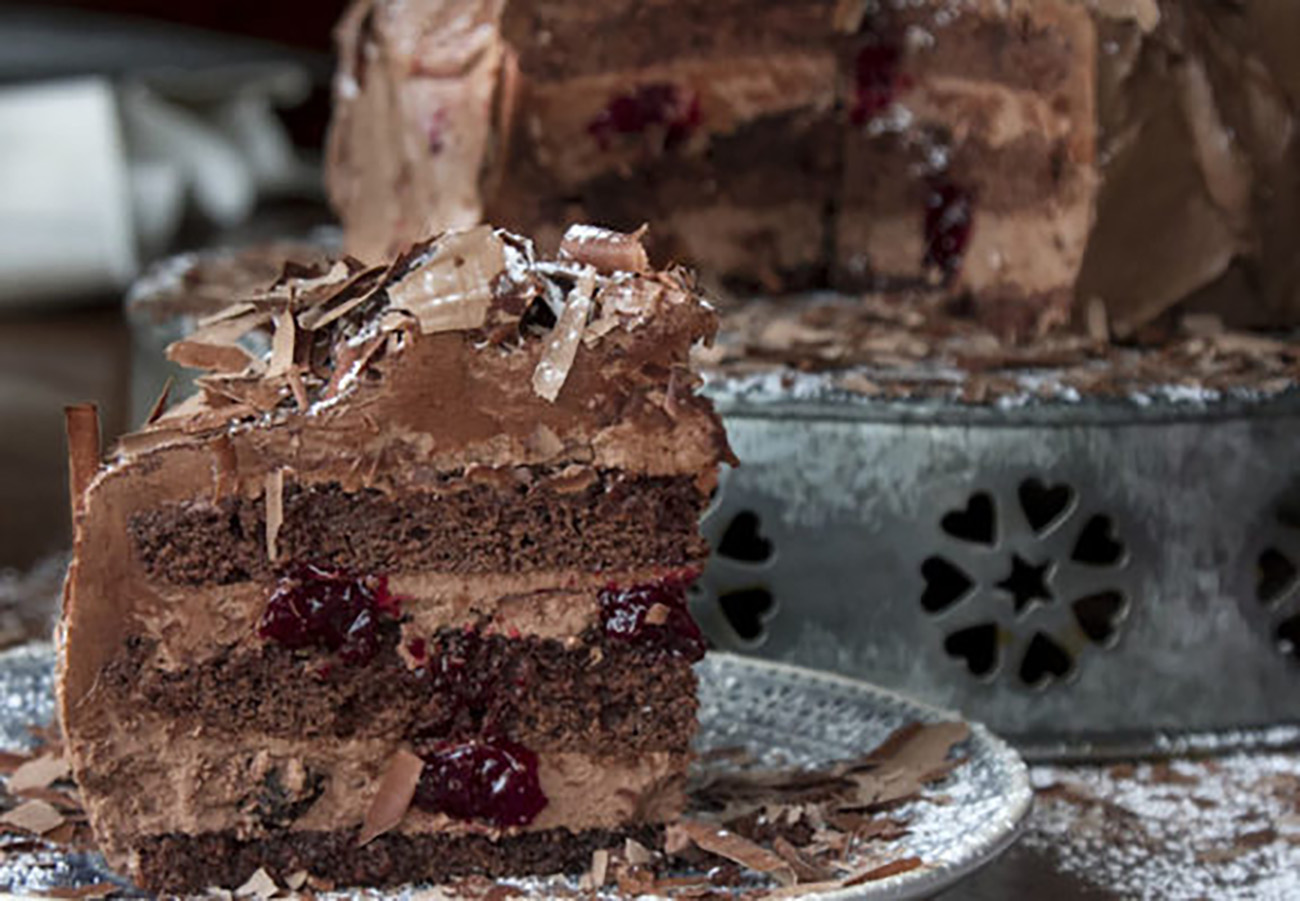 Νηστίσιμη black forest από τον Άκη Πετρετζίκη