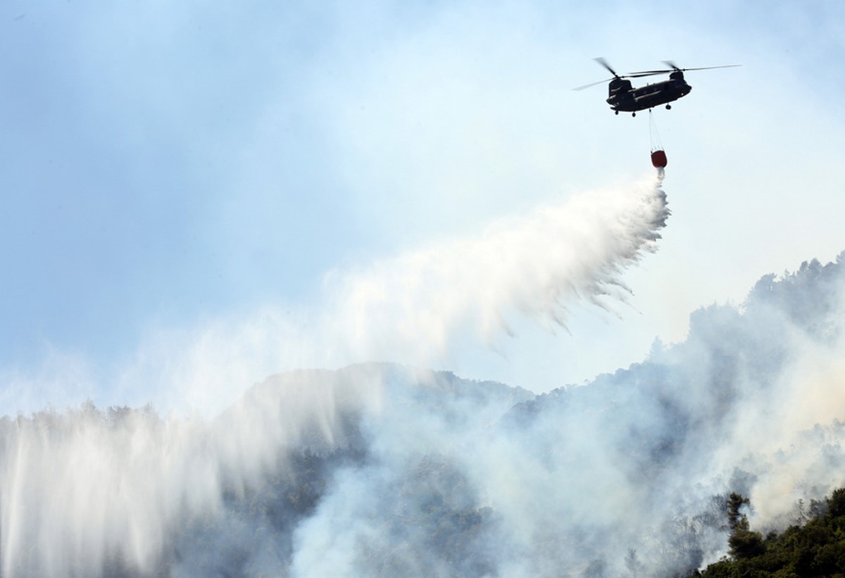 Φωτιές στην Ελλάδα: Η ΕΕ στέλνει 9 αεροπλάνα, 700 πυροσβέστες και 100 οχήματα