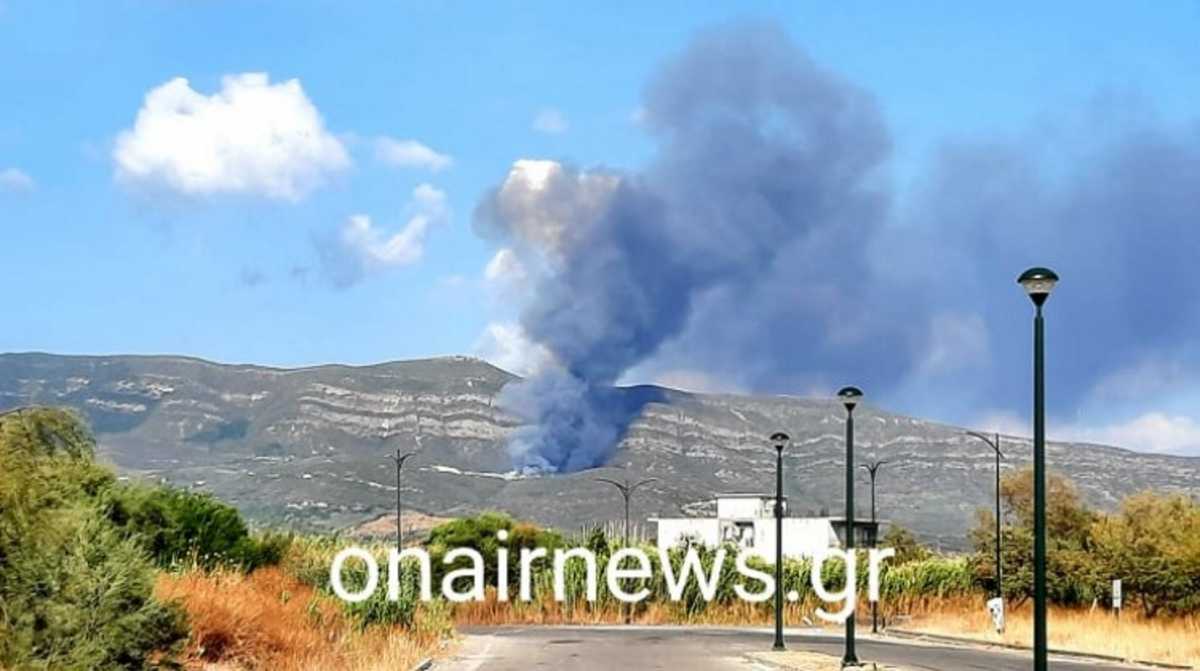 Μεσολόγγι: Μεγάλη φωτιά στον ΧΥΤΑ – Επίγειες και εναέριες δυνάμεις στην περιοχή