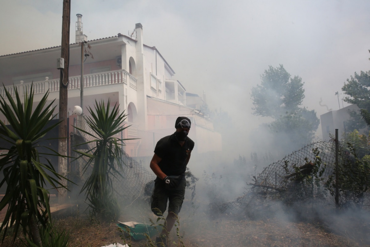 Μήνυμα 112 για φωτιά στην Αττική: Εκκενώστε Λίμνη Μαραθώνα και Καλέτζι