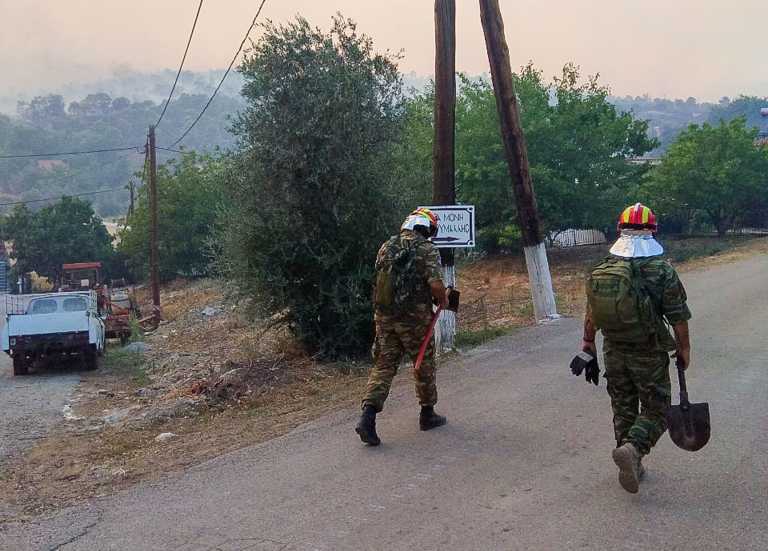 Στη «μάχη» με τις φωτιές και ο στρατός! Drone και ελικόπτερα σε όλη την επικράτεια - Όλος ο σχεδιασμός
