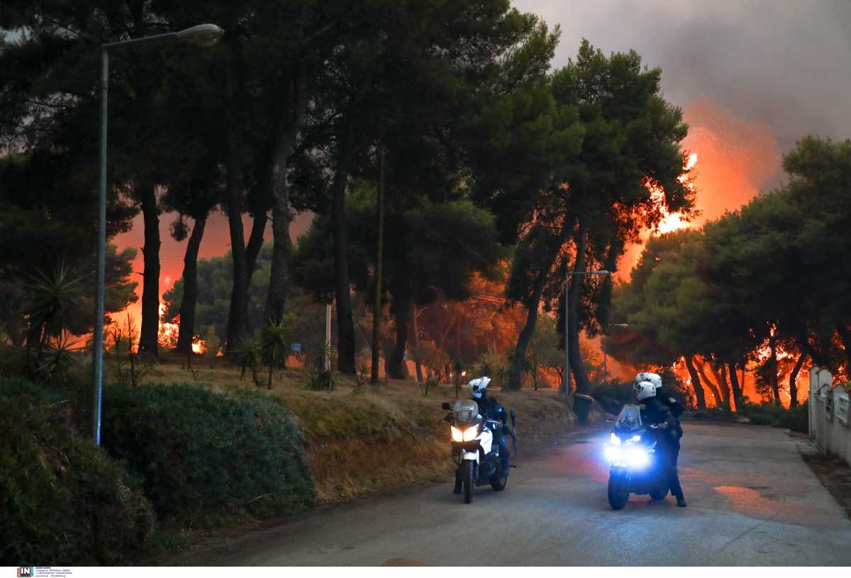 Υπουργείο Υγείας: Όλα τα μέτρα προστασίας των πληγέντων από τις πυρκαγιές – Προσοχή οι ευπαθείς ομάδες!