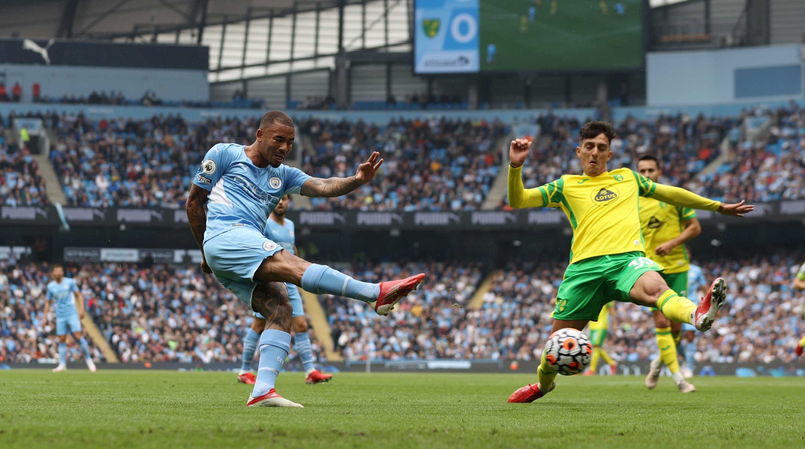 Soccer Football - Premier League - Manchester City v Norwich City - Etihad Stadium, Manchester, Britain - August 21, 2021 Manchester City's Gabriel Jesus shoots at goal Action Images via Reuters