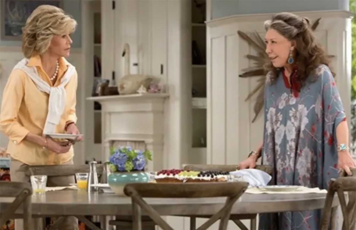 Το παραθαλάσσιο σπίτι της σειράς Netflix που έχει “κλέψει” την καρδιά μας