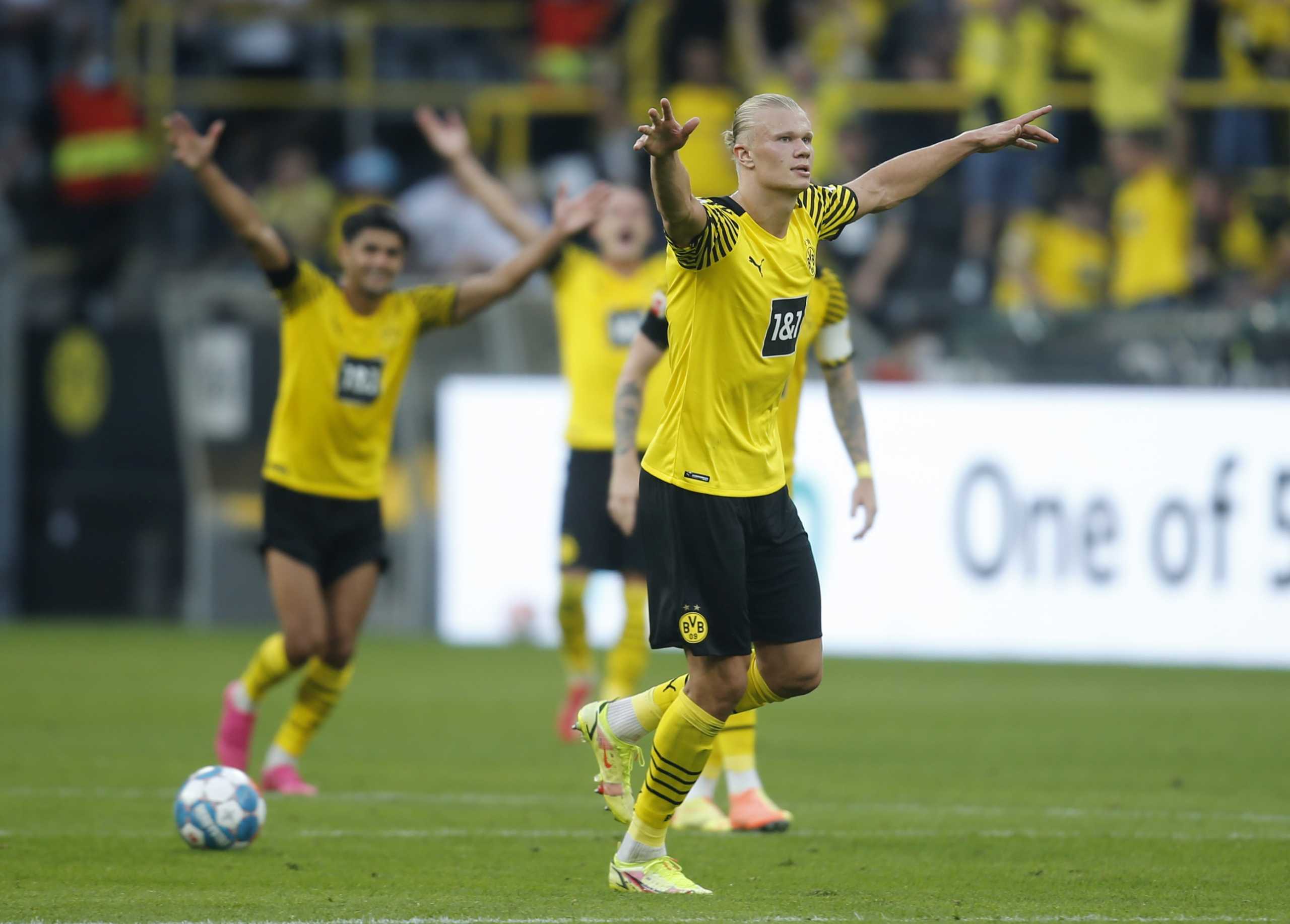 Soccer Football - Bundesliga - Borussia Dortmund v Eintracht Frankfurt - Signal Iduna Park, Dortmund, Germany - August 14, 2021   Borussia Dortmund's Erling Haaland celebrates scoring their fifth goal REUTERS