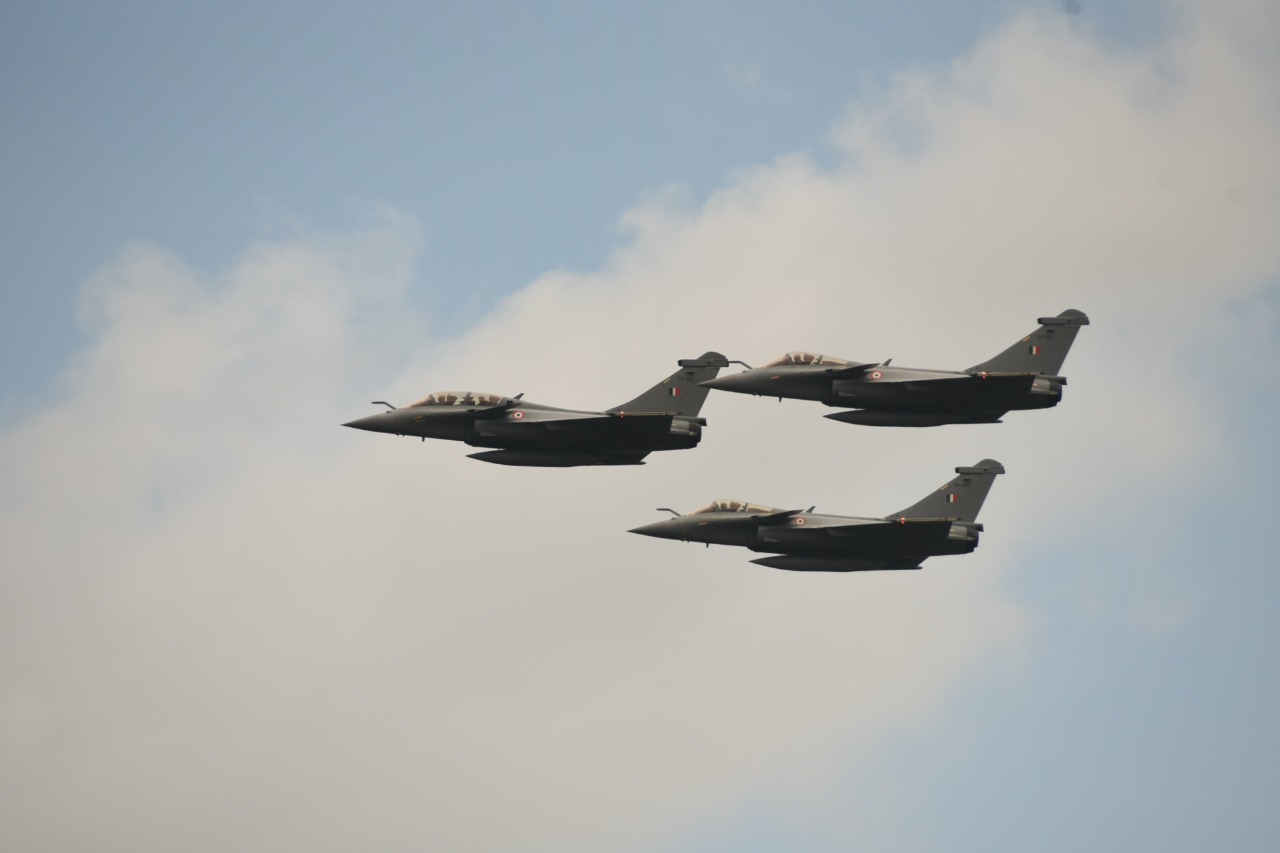 Rafale και S-400: Η Ινδία θέλει να «αφοπλίσει» την Κίνα
