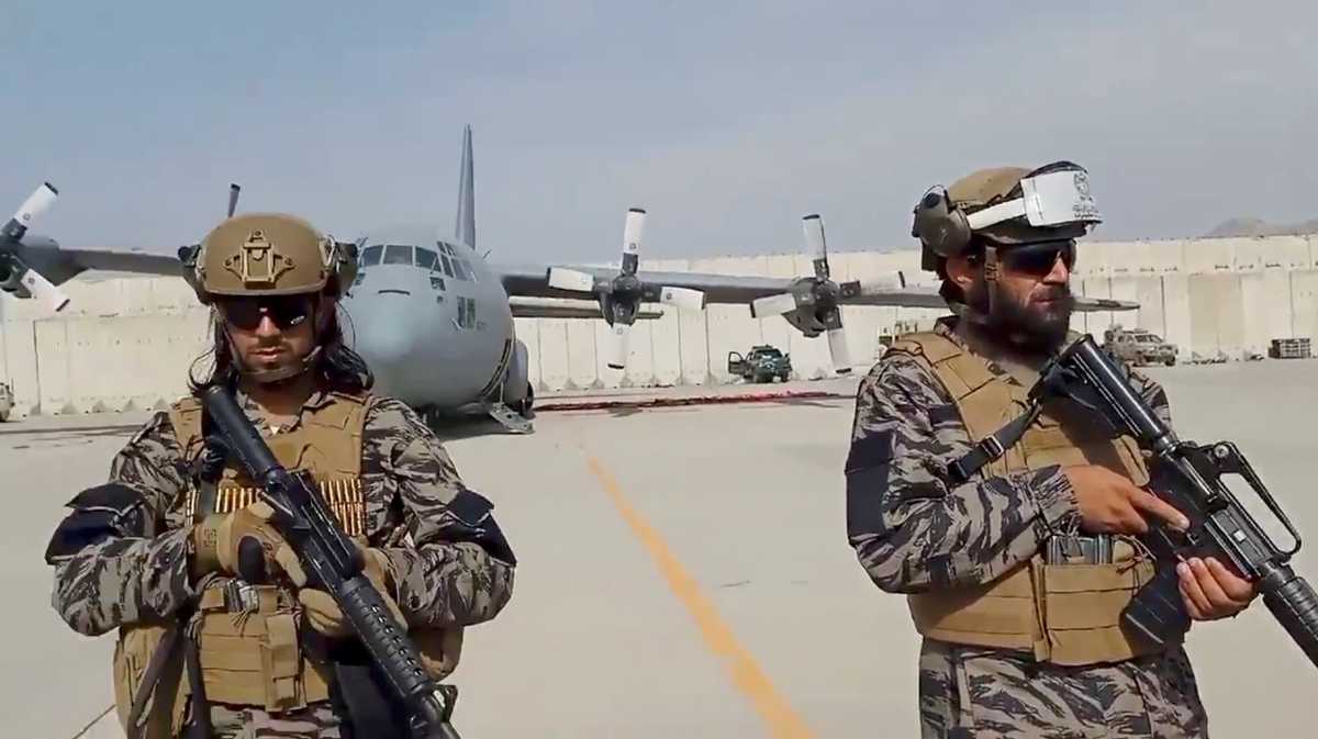 Αφγανιστάν: Κατάρ και Τουρκία συνομιλούν με τους Ταλιμπάν για το αεροδρόμιο της Καμπούλ