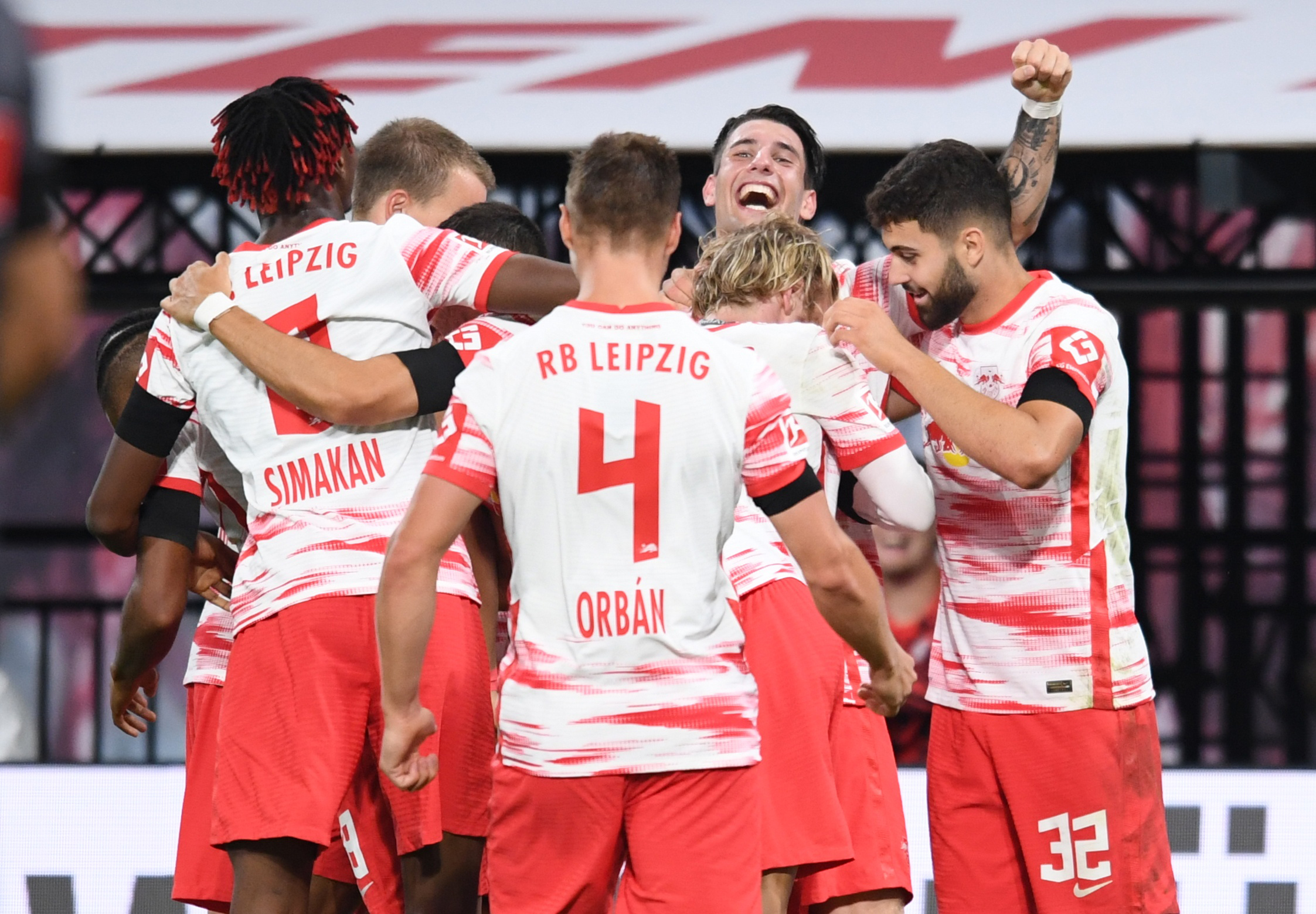 Soccer Football - Bundesliga - RB Leipzig v VfB Stuttgart - Red Bull Arena, Leipzig, Germany - August 20, 2021. RB Leipzig's Dominik Szoboszlai celebrates with teammates after scoring REUTERS