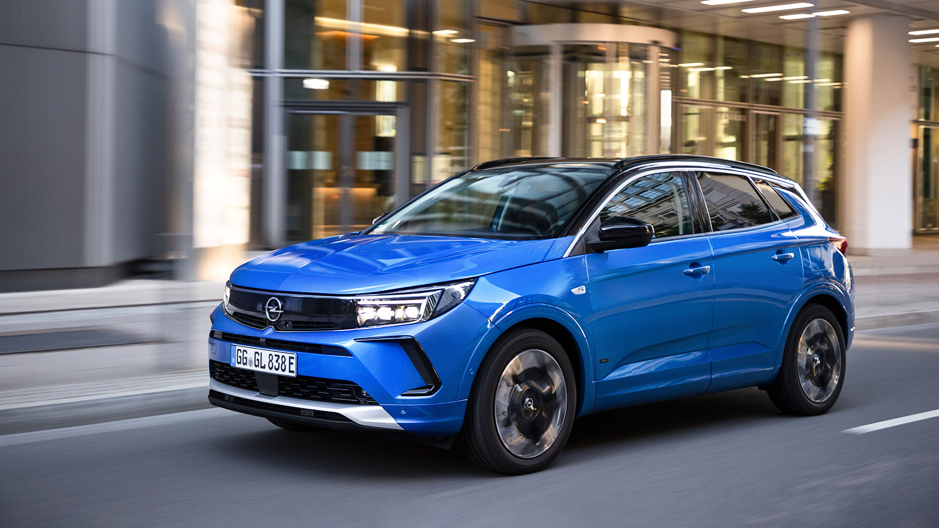 Opel Grandland Hybrid4