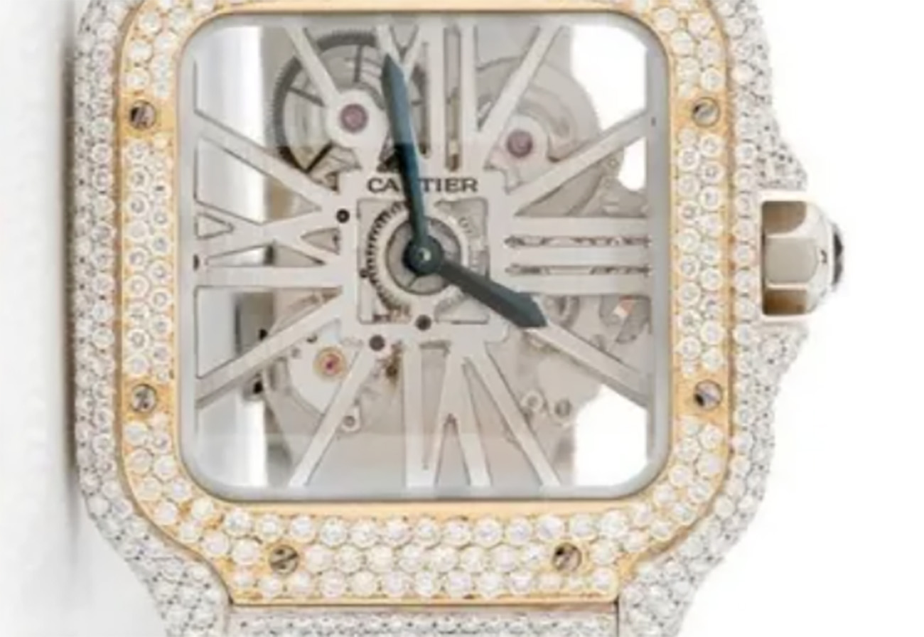 Δείτε πώς ένα κλασικό και διαχρονικό ρολόι μπορεί να γίνει κιτς