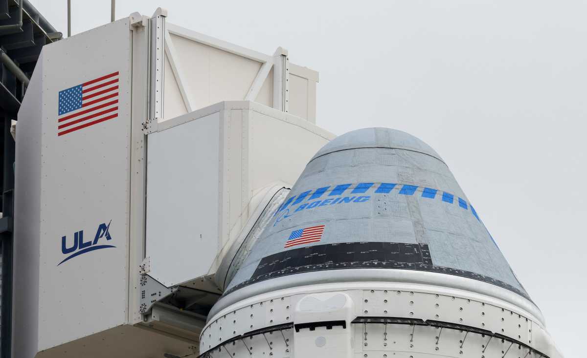 Ο Έλον Μασκ ετοιμάζει την πρώτη διαστημική αποστολή με πλήρωμα από αστρο-τουρίστες