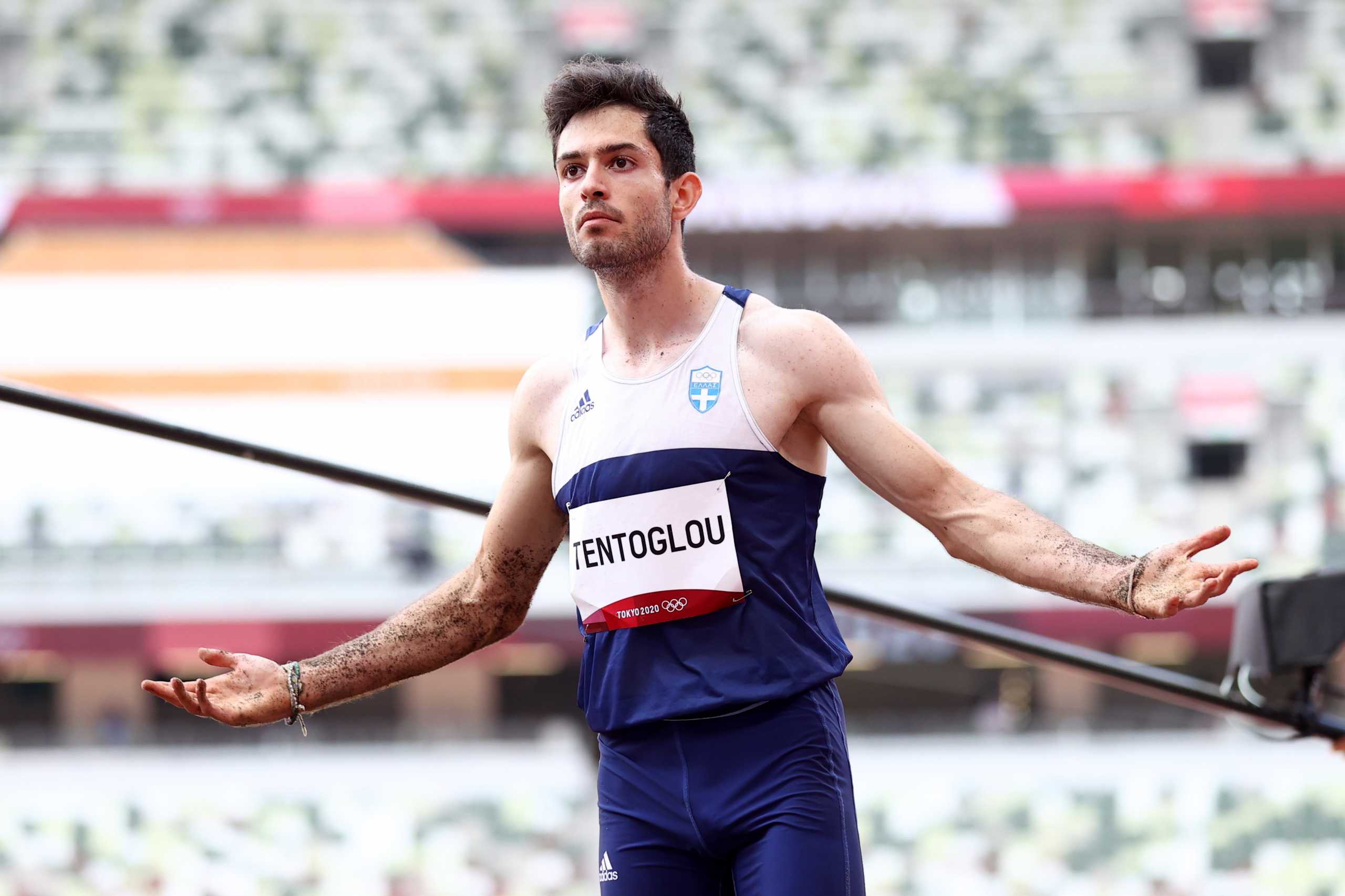 Μίλτος Τεντόγλου: Το ιστορικό άλμα που του χάρισε το χρυσό μετάλλιο στους Ολυμπιακούς Αγώνες κι η επική αντίδραση του προπονητή του