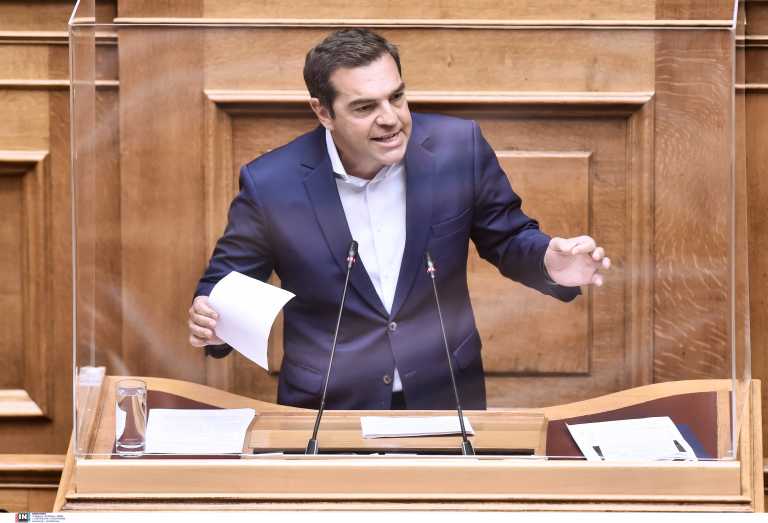 Τσίπρας στη Βουλή: «Ανασχηματισμός παρωδία, Μητσοτάκης σε βέρτιγκο» - Τι είπε για το θρίλερ Αποστολάκη