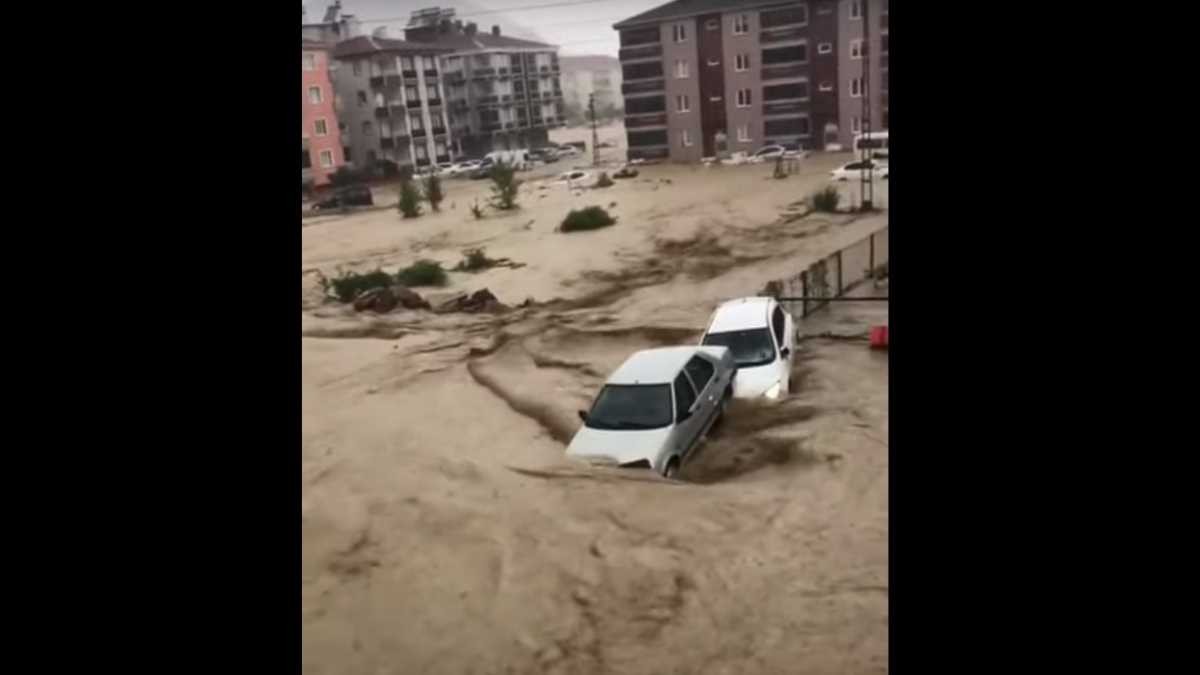 Τουρκία: Πλημμύρες μόλις λίγες ημέρες μετά τις πυρκαγιές