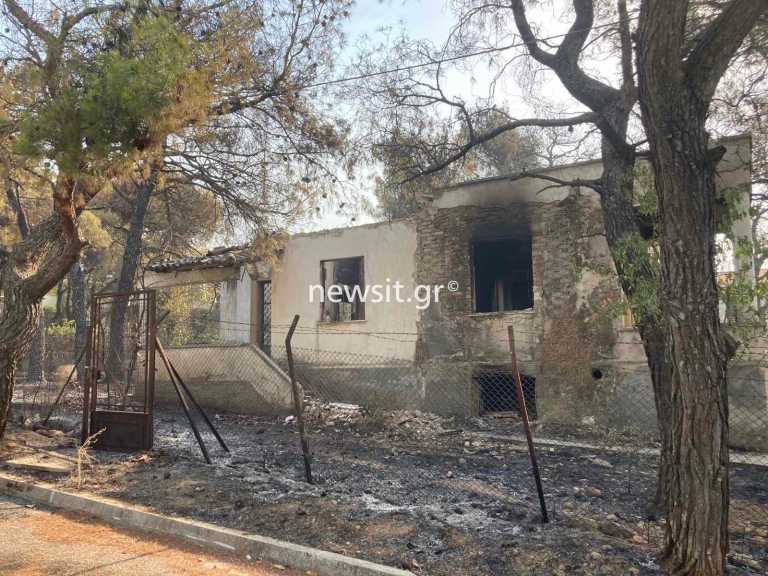 Βαρυμπόμπη: Πληροφορίες για 80 καμένα σπίτια - Αφανίστηκαν περιουσίες και μεγάλη δασική έκταση - Μεγάλες ζημιές και σε σχολείο