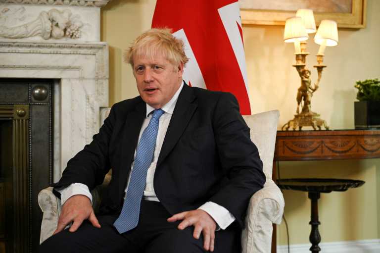 Boris Johnson: Vaccine dispute with French company will not affect vaccines