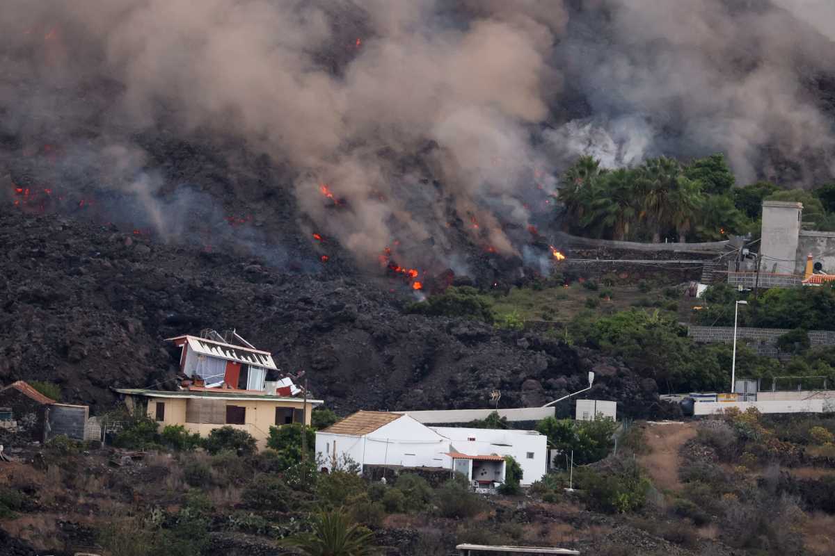 Ισπανία – Ηφαίστειο: Η λάβα απειλεί μια ακόμη περιοχή – Νέα εκκένωση