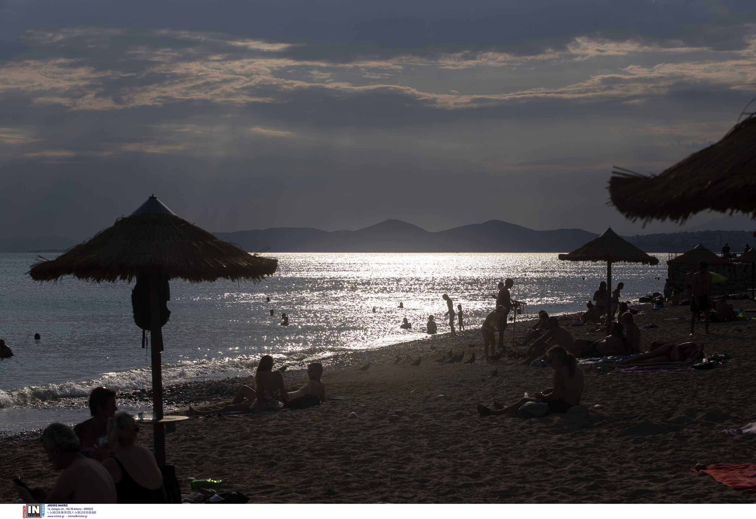 Πλημμύρισαν τους ελληνικούς προορισμούς οι Έλληνες ταξιδιώτες Ιούλιο και Αύγουστο – Ζαχαράκη: Ενισχύουμε τον εγχώριο τουρισμό