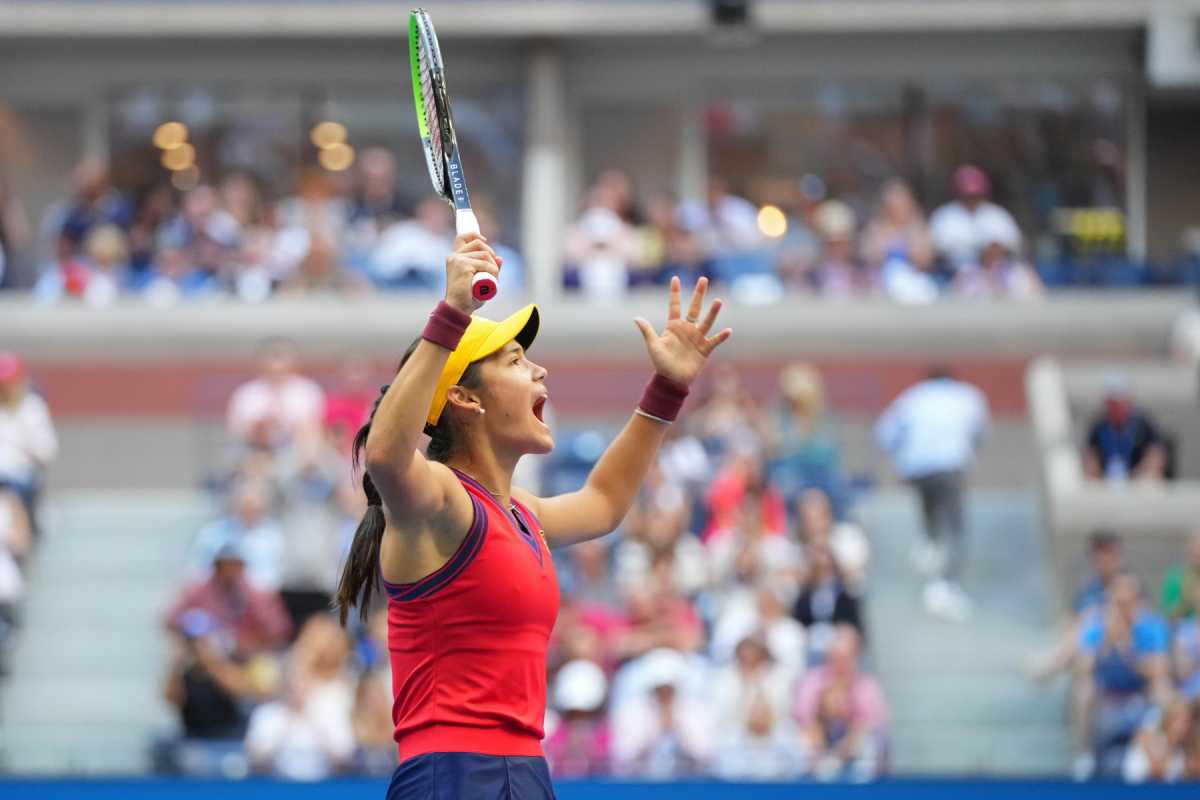 Έμμα Ραντουκάνου – Λέιλα Φερνάντεζ 2-0: Κατέκτησε το US Open χωρίς να χάσει σετ