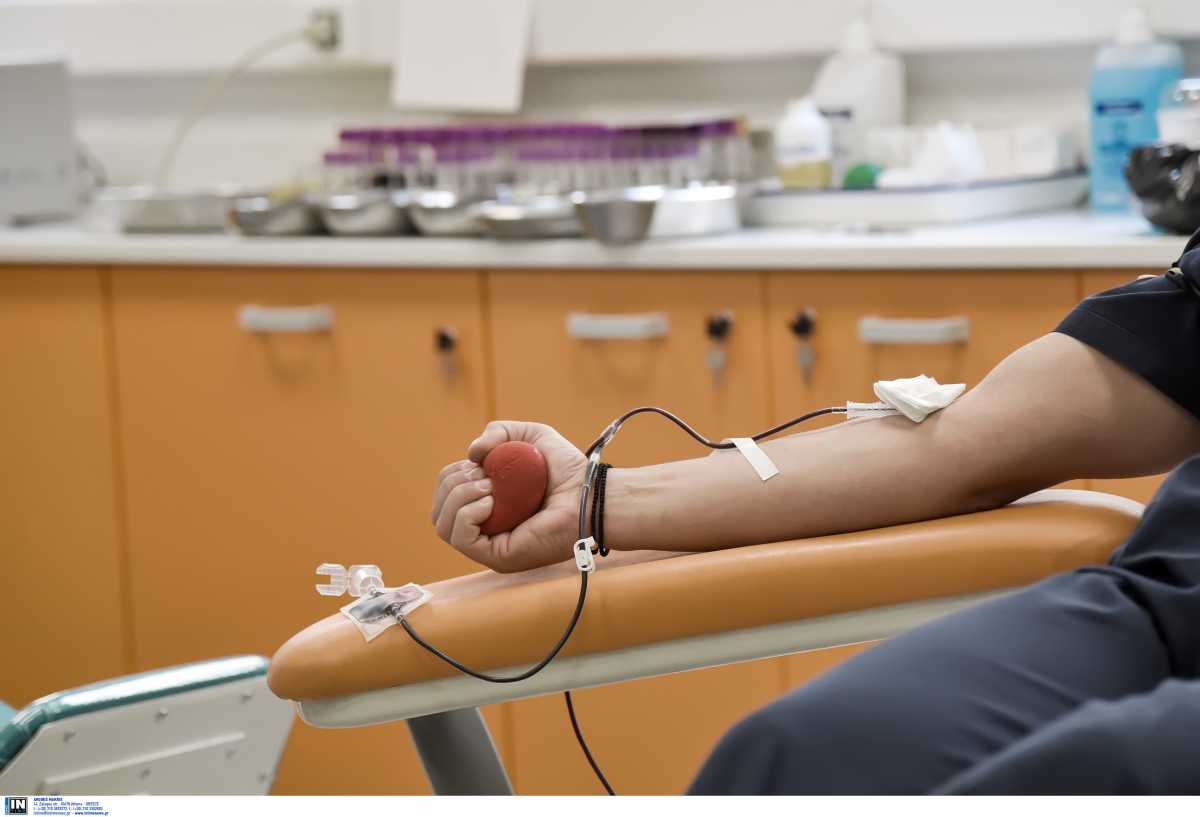 Θάνος Πλεύρης: Έκκληση για αίμα – «Τα νέα έντυπα αιμοδοσίας δεν αποκλείουν κανέναν»